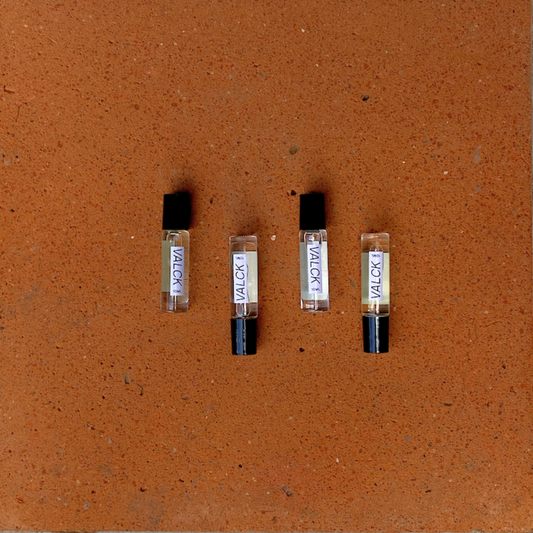 dupe de perfumes inspirados en le labo baratos con buena fijación